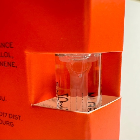 NEW Tory Burch Sublime Eau de Parfum EDP .05oz Mini Travel Sample Size Spray - Picture 2 of 4